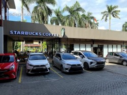 Starbucks Coffee GS Supermarket Rawalumbu