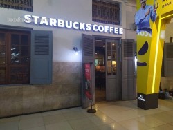 Starbucks Coffee Stasiun Manggarai Manggarai