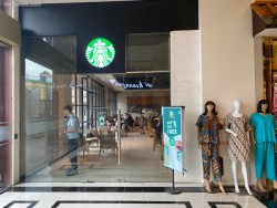 Lokasi Starbucks Coffee di Pancoran Chinatown Point