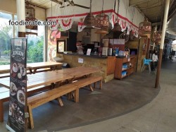 Lokasi Restoran Warung Tekko di Cibubu Junction