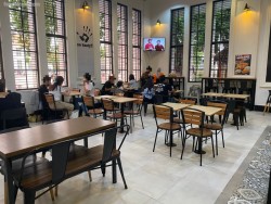 Lokasi KFC di Stasiun Kota