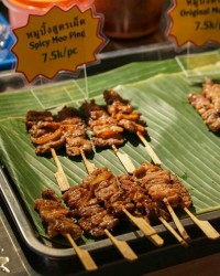 Moo Ping Spicy (pedas, Campuran Samchan) Khao San Road Indonesia