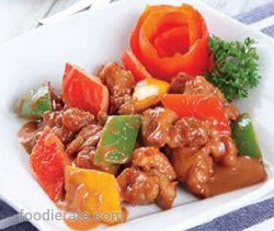 Ayam Paprika Saus Almond Ta Wan