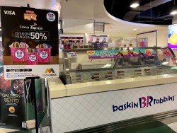 Lokasi Baskin Robbins di Menara Bank Mega