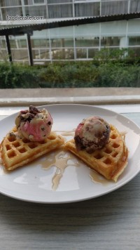 Waffle Ice cream Serasa Coffee House