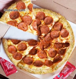 Menu Chicken Pepperoni Feast Domino's Pizza