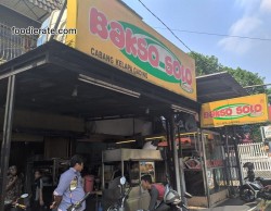 Suasana Restoran Bakso Solo Samrat Tanjung Duren